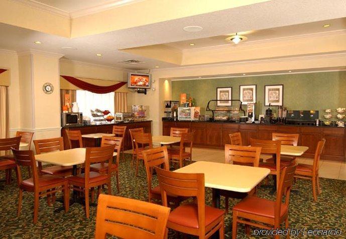 Fairfield Inn Orlando Airport Restoran fotoğraf